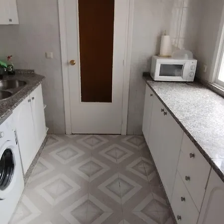 Amplio Piso En Zona Céntrica De Baena